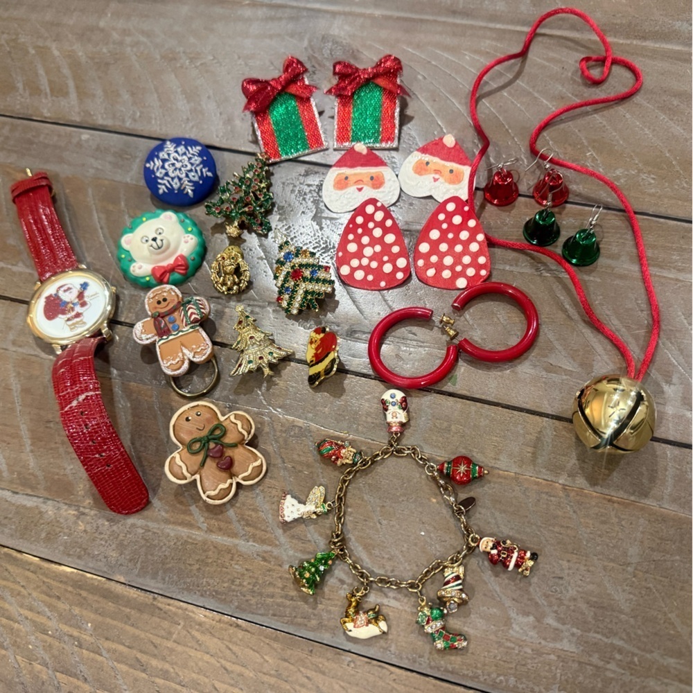 18 Piece Vintage Christmas Jewelry Lot - Christopher Radko Bracelet Included